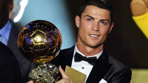 Криштиану Роналду стал обладателем «Золотого мяча» 2016 года