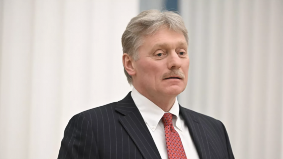 Песков заявил, что де-факто и де-юре Украина не может и не хочет вести <b>переговоры</b>