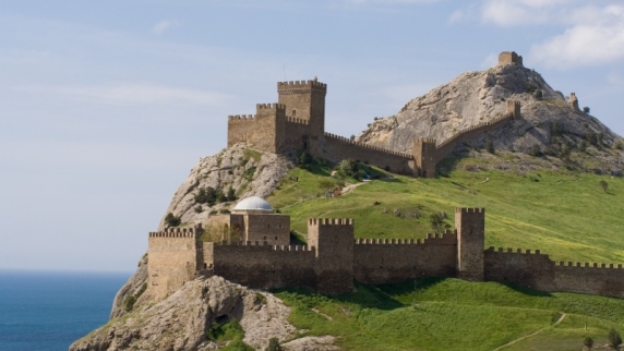 Аксенов назвал Крым неприступной крепостью