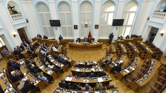 В парламенте Черногории исключили передачу Киеву замороженных активов России