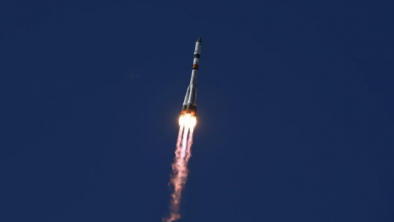 Ракета «Союз-2.1а» стартовала с <b>космодром</b>а Плесецк со спутником для Минобороны Росс...