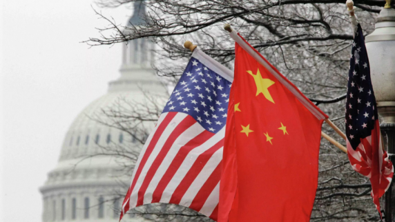 <b>МИД</b> КНР: развитие отношений с США требует движения Вашингтона навстречу Пекину