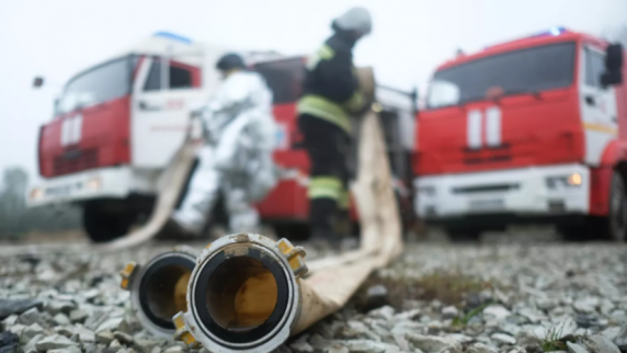 В МЧС заявили о ликвидации факельного горения на нефтегазоконденсатном месторождении в При...
