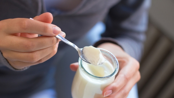 Диетолог Габдулхакова усомнилась в пользе йогуртов с длительным сроком хранения