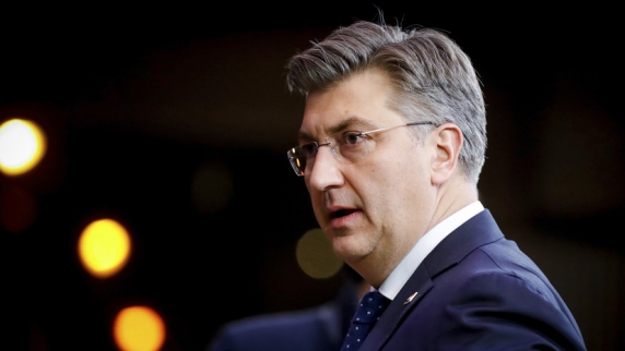 Премьер Хорватии принёс Украине извинения за слова <b>президент</b>а о её коррумпированнос...