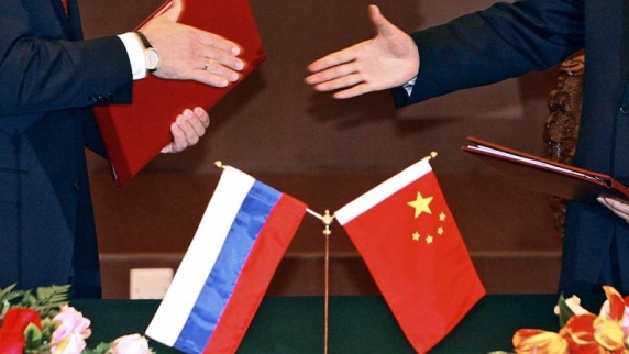 Россия и Китай решили обсудить <b>сотрудничество</b> в энергетике