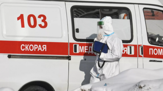 В России за сутки госпитализировали 379 человек с корона<b>вирус</b>ом