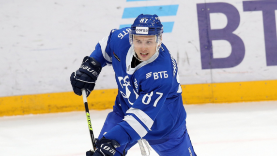 <b>Агент</b> Шипачёва отреагировал на слухи об обмене хоккеиста из московского «Динамо»