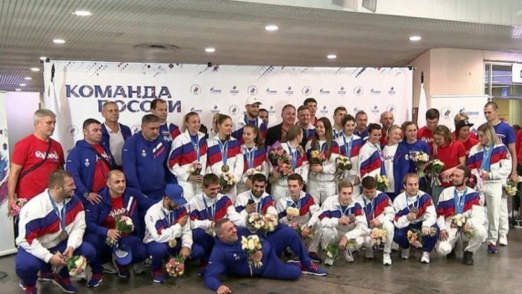 В Шереметьево встретили триумфаторов II Европейских игр, которые прошли в Минске