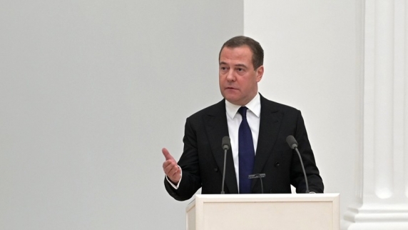 Медведев: Запад «даёт задний ход» в давлении на Россию