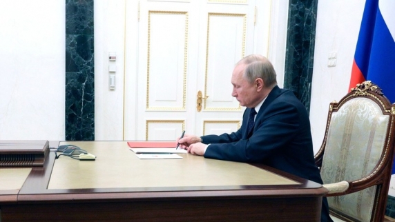 Путин поручил утвердить инновационные проекты в ряде сфер