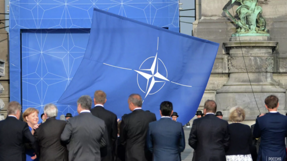 Экс-советник Госдепа: ошибки <b>НАТО</b> в отношениях с Россией привели к украинскому конф...