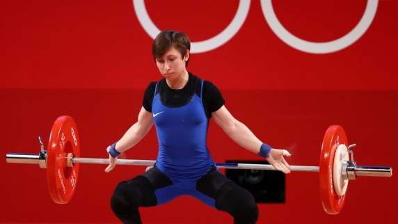 Соболь не смогла показать результат на соревнованиях по тяжёлой атлетике на ОИ в Токио