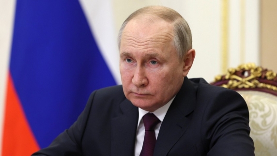 Путин: Россия будет наращивать космическую группировку