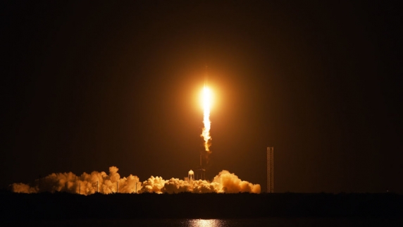 Falcon Heavy стартовала во Флориде с зондом для изучения астероида Psyche