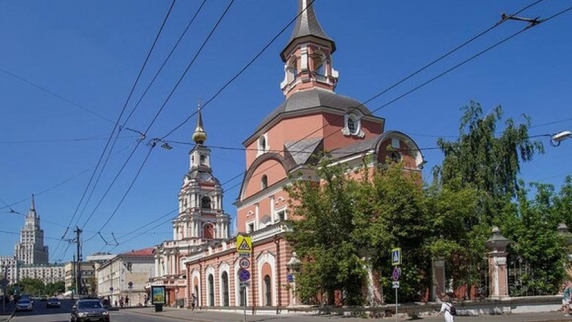 В Москве отреставрируют церковь Апостолов Петра и Павла XVIII века