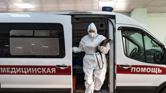 В России за сутки госпитализировали 1063 человека с корона<b>вирус</b>ом
