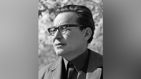 Умер советский и казахский писатель Абдижамил Нурпеисов