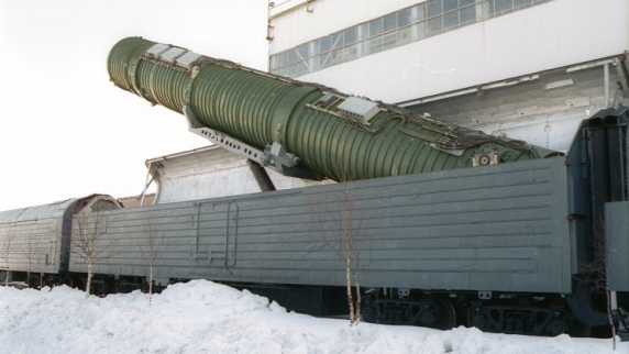Россия испытала уникальный ядерный ракетный поезд (ВИДЕО)