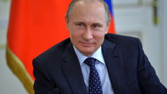 Владимир Путин поручил довести <b>газ</b> до потребителей в Крыму