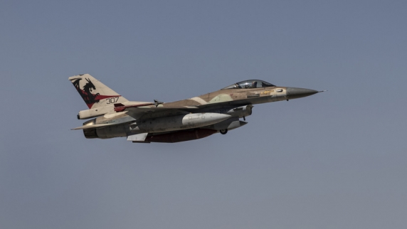 ЦПВС: удары по аэропортам в <b>Дамаск</b>е и Алеппо нанесли истребители F-15 и F-16