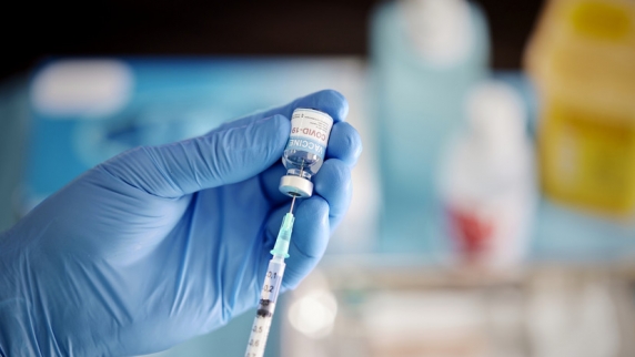 Минздрав России утвердил временный порядок проведения вакцинации против коронавируса