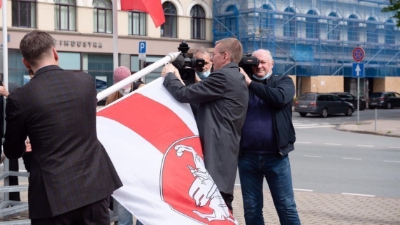 Мэр Риги сделал заявление о ситуации со сменой флага Белоруссии