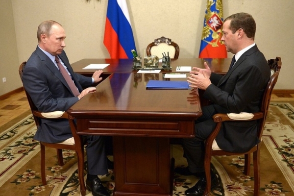В Кремле Владимир Путин провел рабочую встречу с премьер-министром Дмитрием Медведевым