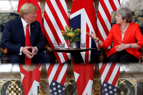 Набирает обороты дипломатический скандал между Вашингтоном и Лондоном