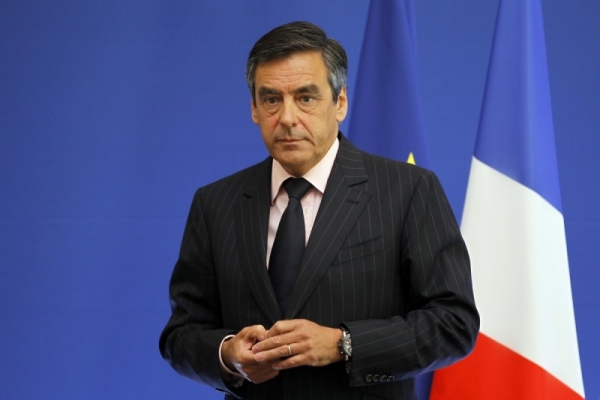 Сверхдержаву не победить и не сломить санкциями - заявил Франсуа Фийон