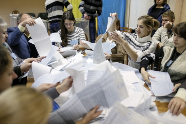 На Украине завершается подсчет голосов на президентских выборах