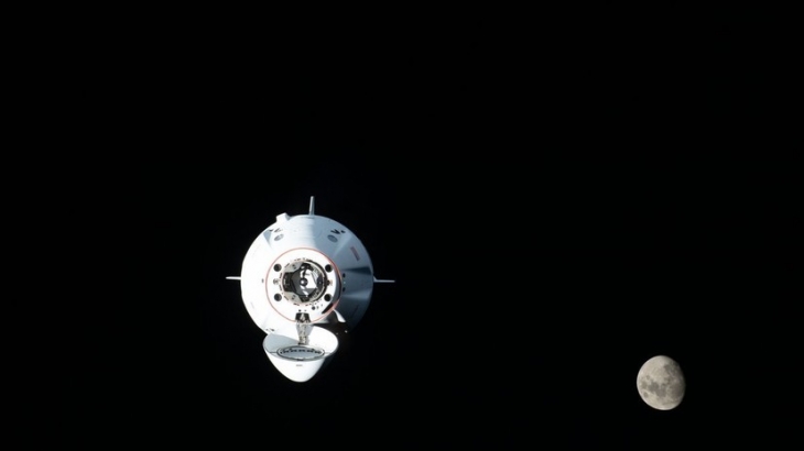 Корабль Crew Dragon с экипажем из четырёх человек пристыковался к МКС