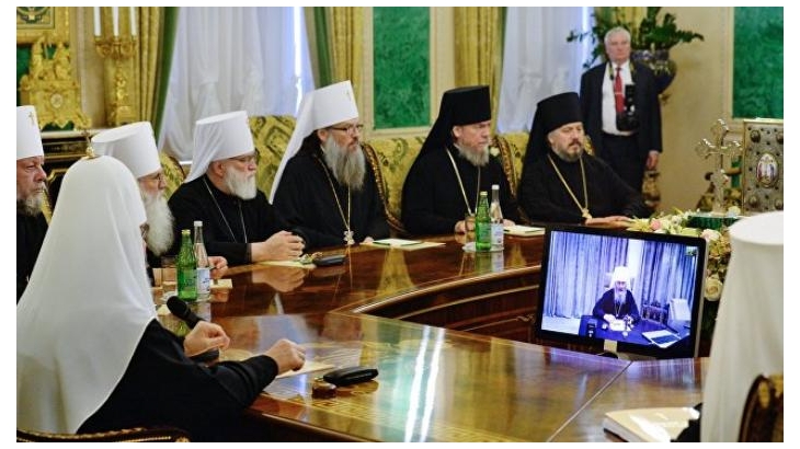 Синод Русской православной церкви проводит заседание в Минске