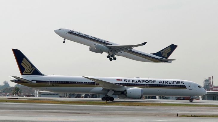Singapore Airlines перестраивает маршруты, чтобы облетать Белоруссию