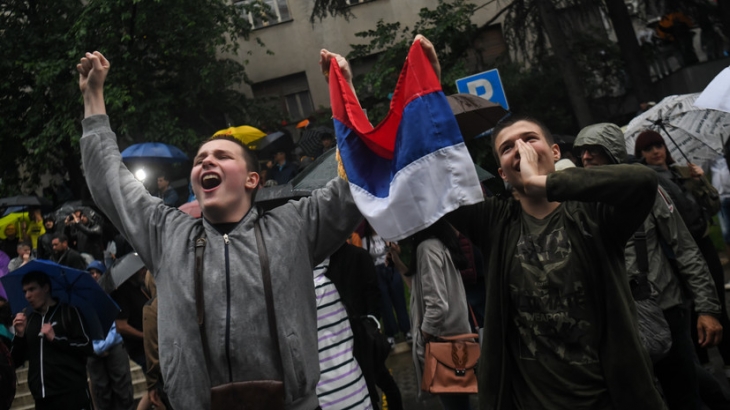 Сербы провели в Белграде демонстрацию против поддержки Косова