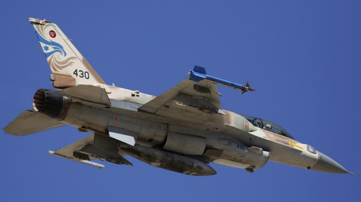 Комплексы ПВО Сирии сбили две израильские ракеты