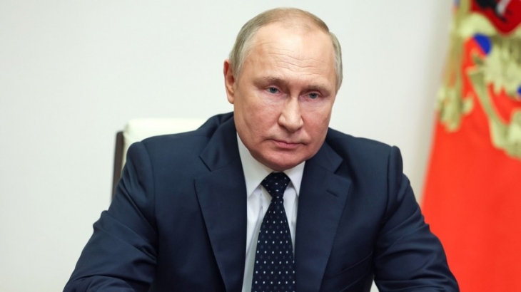 Путин подписал указ о соцвыплатах для переселенцев из Донбасса и с Украины