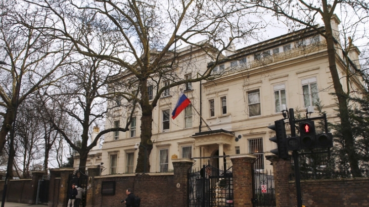 Дискриминация детей из России при въезде в Британию