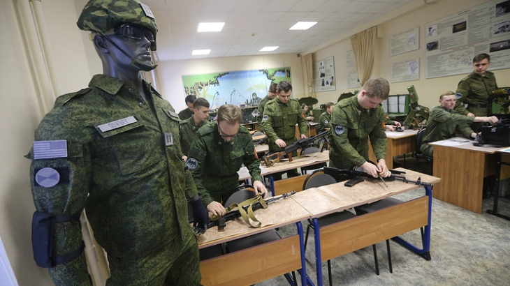 Военные кафедры и учебные военные центры в российских вузах объединяются в единую структуру