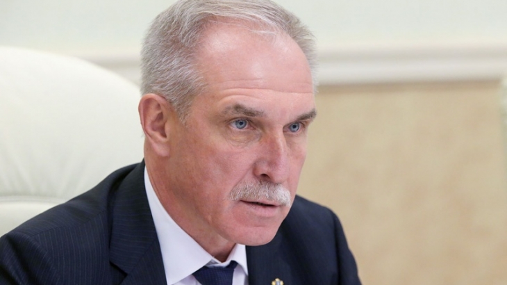 Ульяновский губернатор сократит зарплаты себе и чиновникам