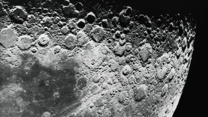 Учёные нашли источник воды на Луне