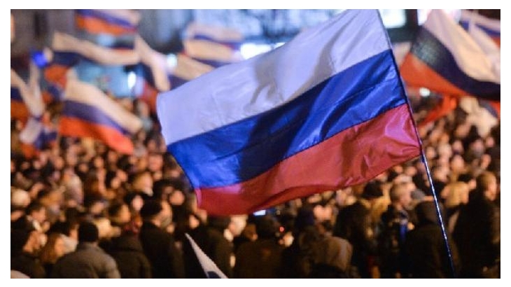 В Севастополе десятки тысяч человек собрались на митинг-концерт в честь воссоединения Крыма с Россией