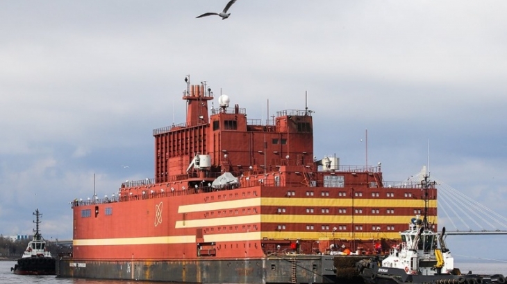 В России запустили реактор первой в мире плавучей АЭС