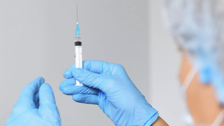 Первые итоги испытаний вакцины «ЭпиВакКорона-Н» будут не раньше осени