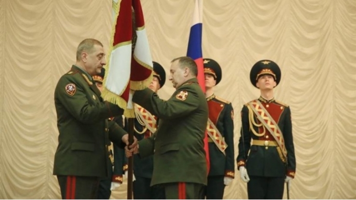 В Москве вручили личный штандарт генерал-полковнику Игорю Голлоеву, командующему Центральным округом Росгвардии