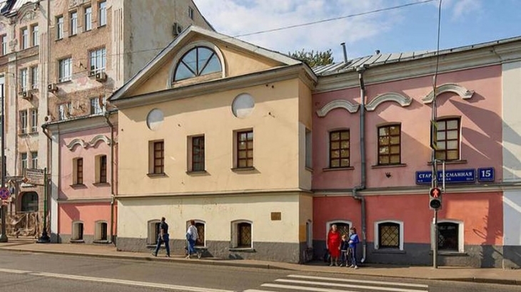 В Москве отреставрируют фасады исторического дома в Басманном районе