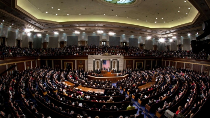 Сенат США сегодня попытается проголосовать хоть за какую-нибудь схему, которая позволит официально остановить шатдаун