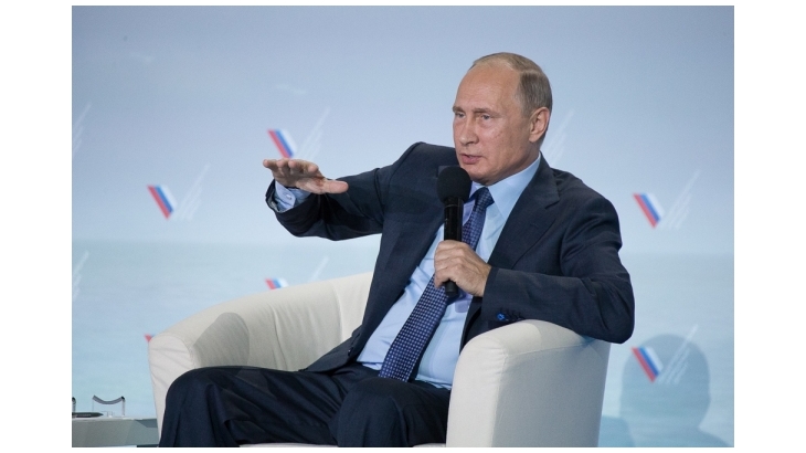 Путин о блокаде Крыма: "Думали, на колени встанем? Удивительные идиоты..."