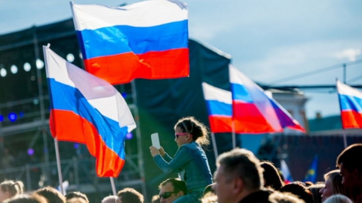 Госдуме предлагают учредить День патриотизма в день введения Россией продуктового эмбарго