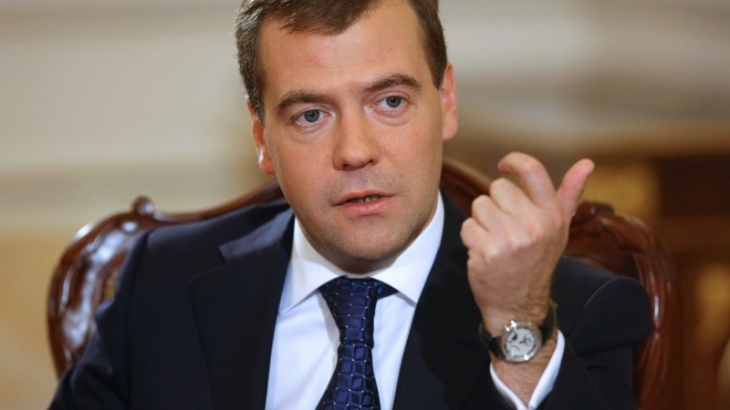 Медведев утвердил программу "Цифровая экономика"